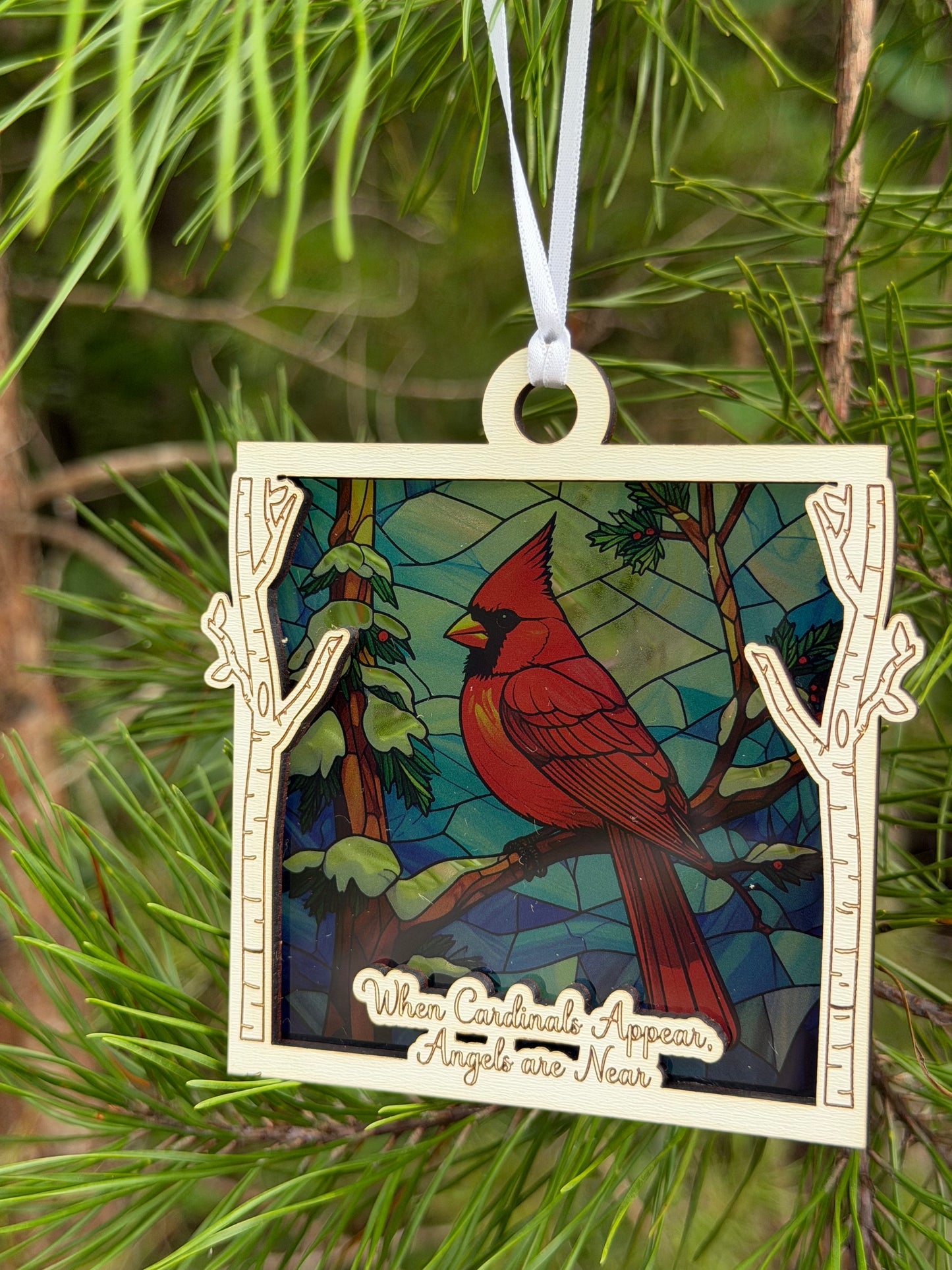 Cardinal (Facing Left) Faux Stained Glass Ornament/Sun Catcher