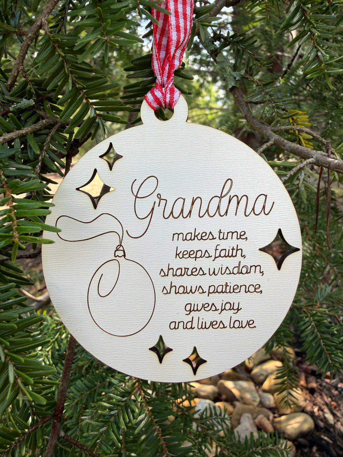 Family Member Ornament - Grandma