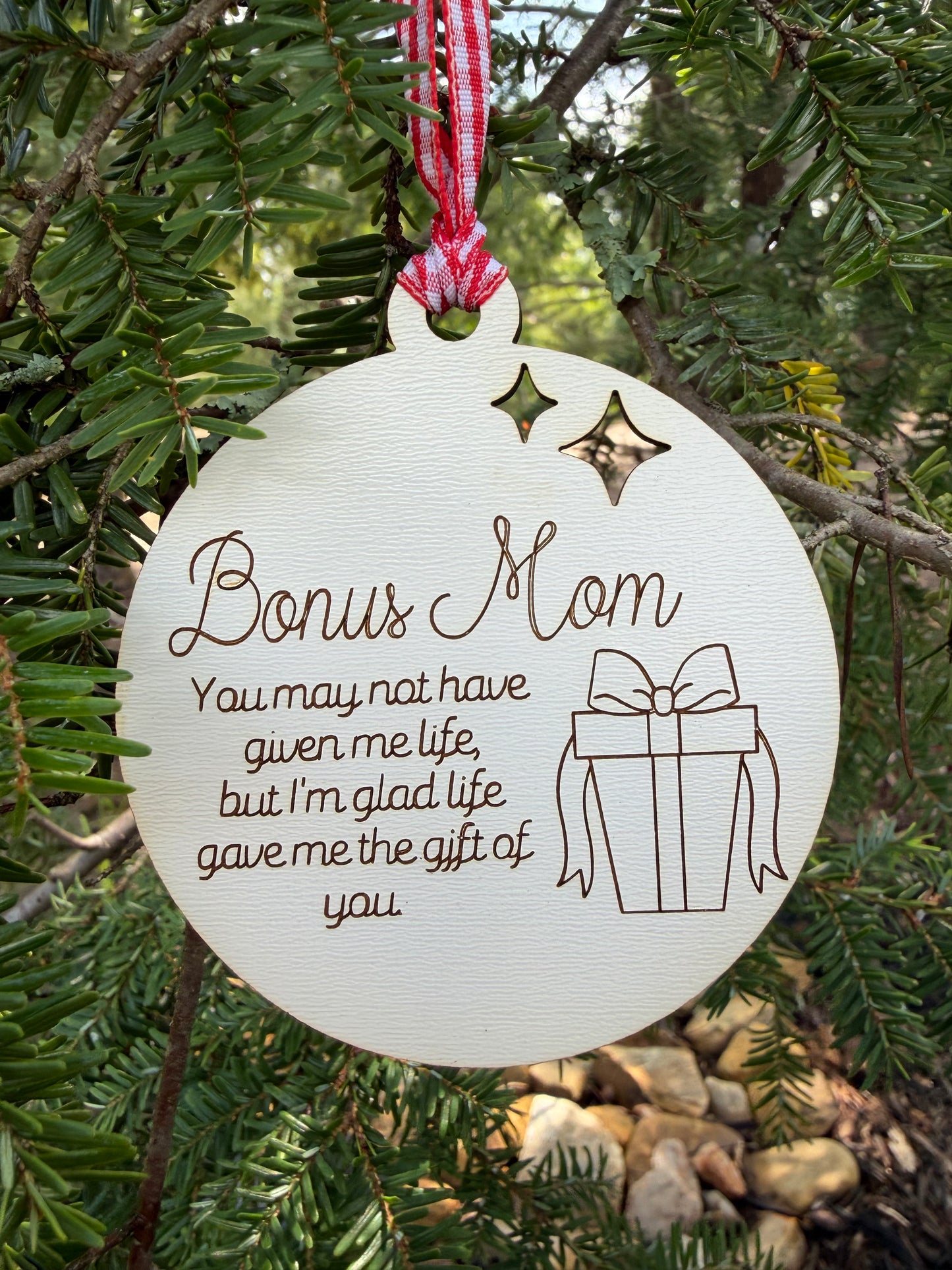 Family Member Ornament - Bonus Mom