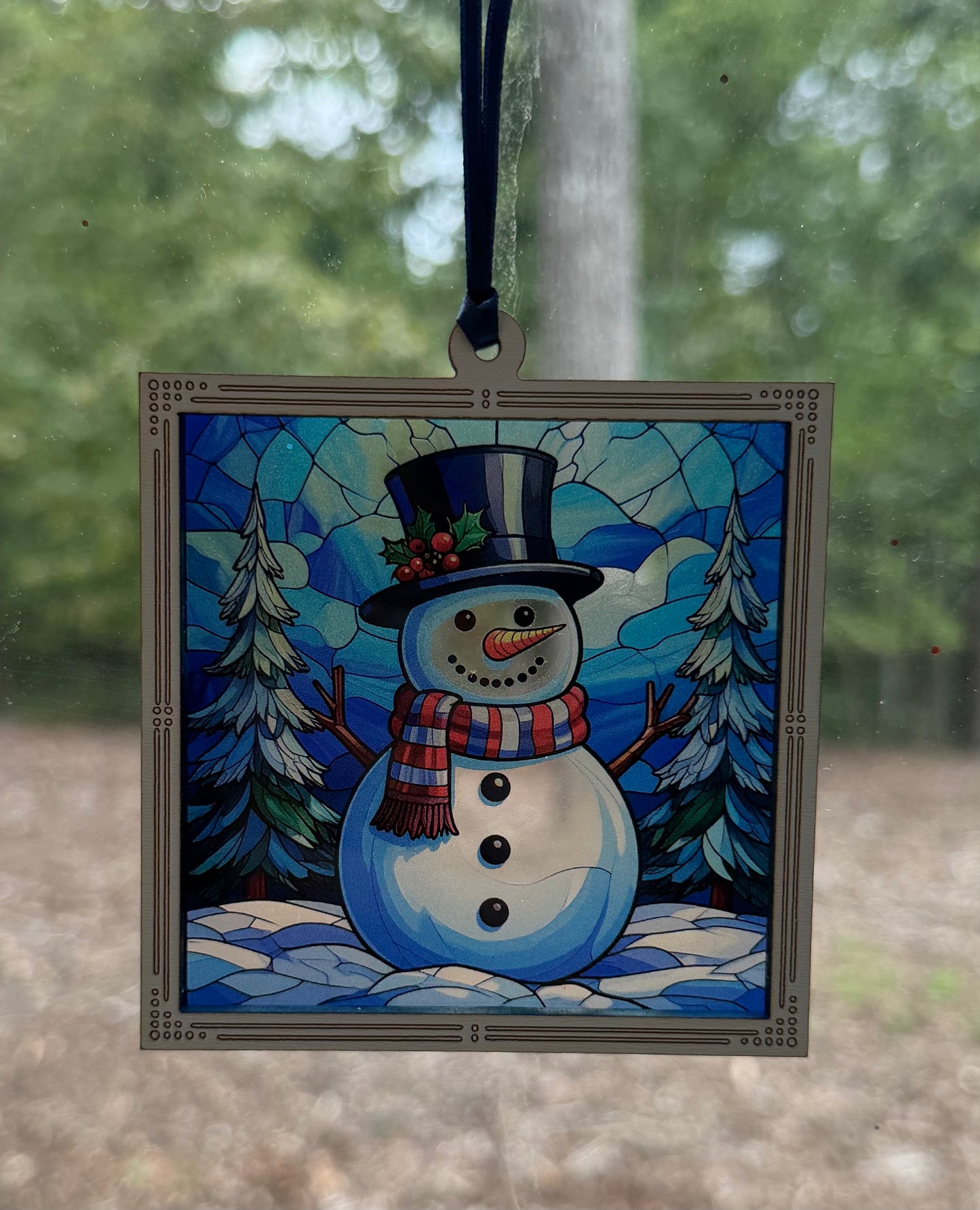 Snowman (Facing Right) Faux Stained Glass Ornament/Sun Catcher