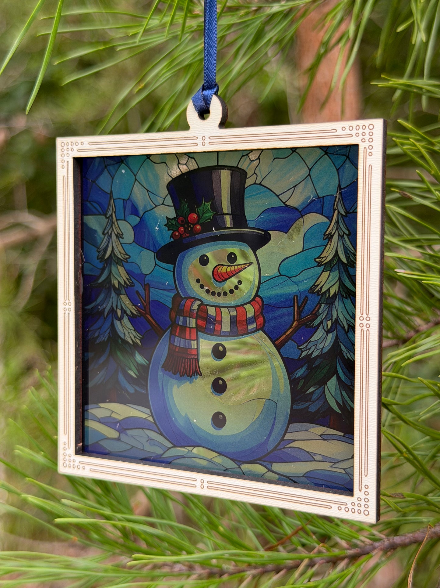 Snowman (Facing Right) Faux Stained Glass Ornament/Sun Catcher